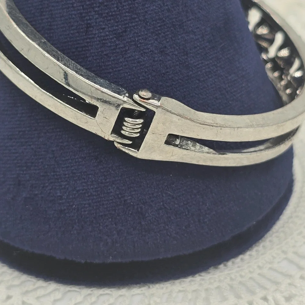 Vintage Rhinestone Clamper Hinged Cuff Statement Bracelet Silver Tone 7